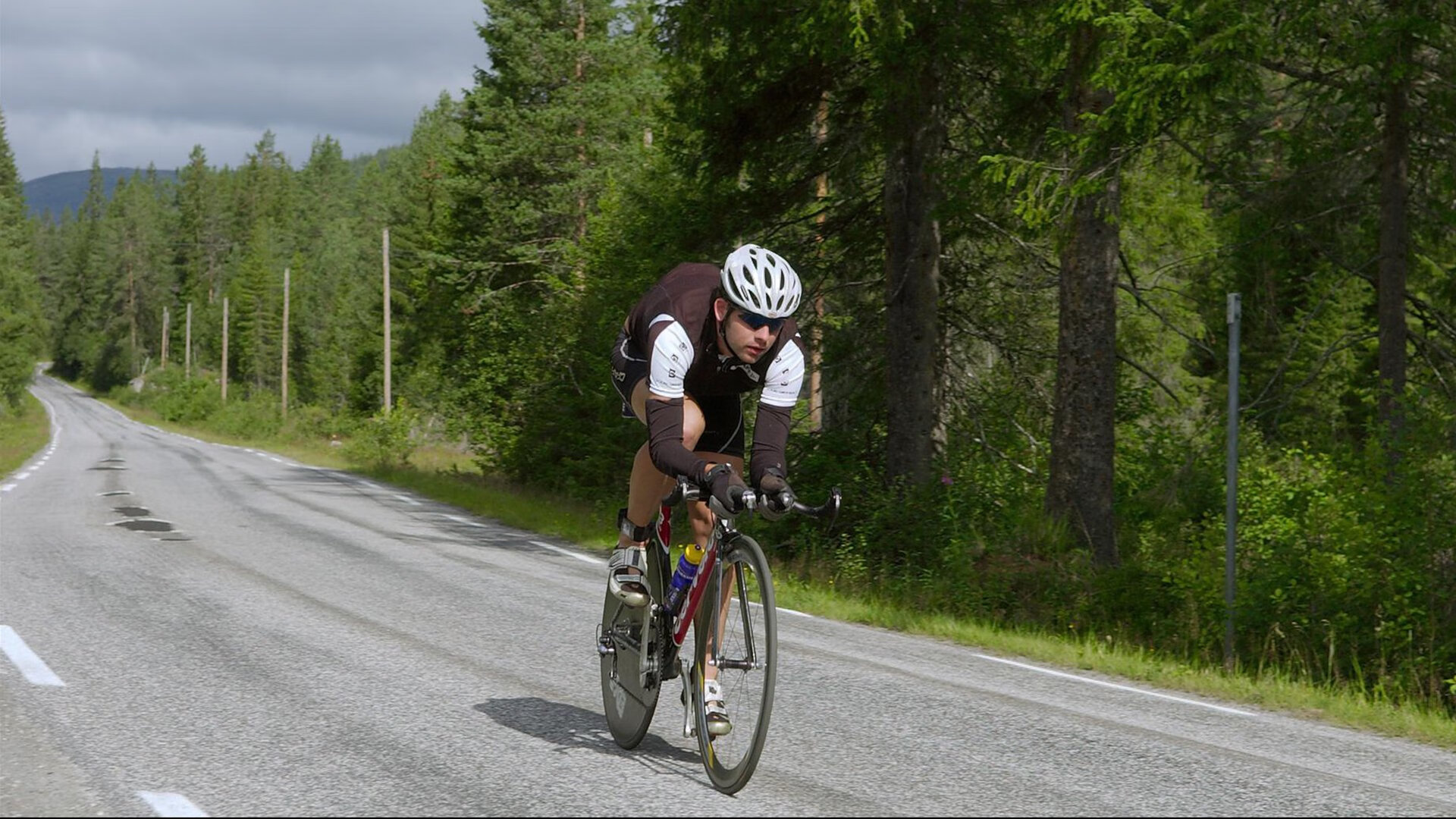 mksports官网-战绩都是假象！卡拉格质疑阿莫林的曼联